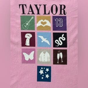 Taylor Swift Pink Graphic Fitted T-Shirt, size XS